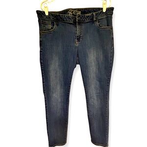 🔥 Old Navy Rockstar Jeans